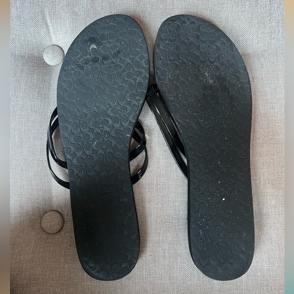 Women’s Coach Flip Flops - Picture 4 of 7